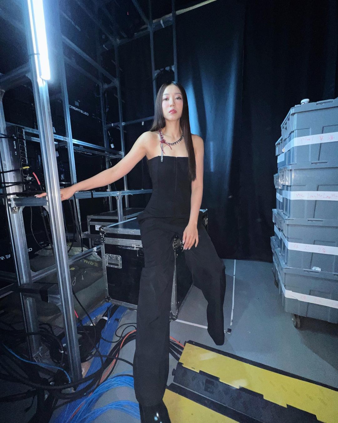 8人女子組合 COLLAR討論區 (684) COLLAR Chill Club頒獎禮請合體 團體活動呢去左邊！ LIHKG 討論區