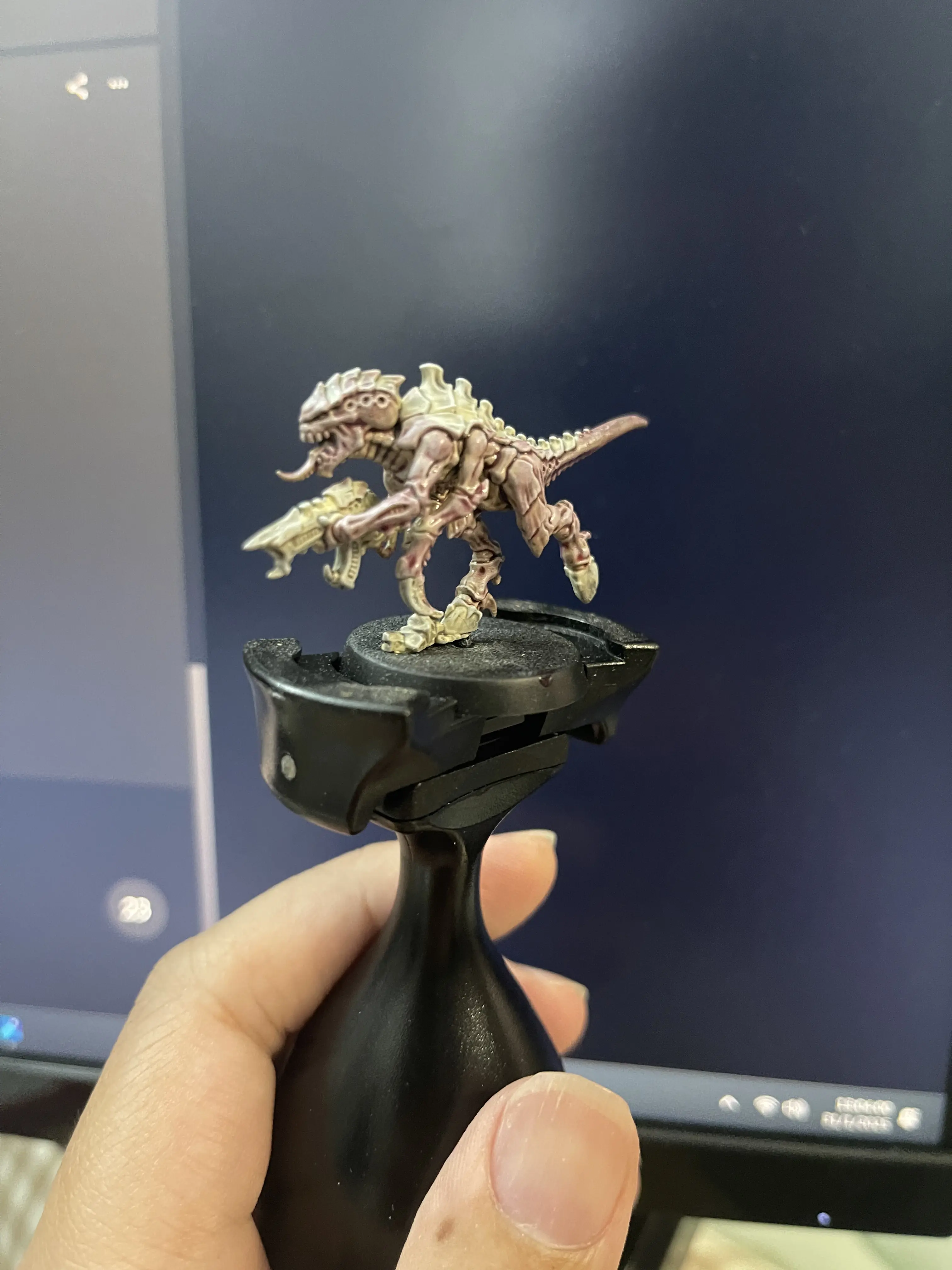 Citadel Colour Assembly Stand – Handy Tool For Warhammer AOS & 40K Model Building