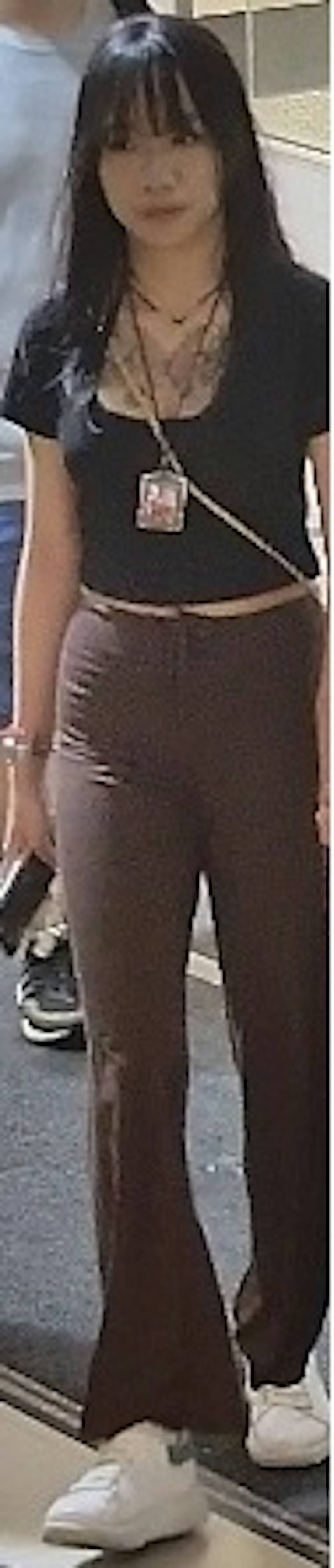 https://na.cx/i/S2mUKqi.jpg