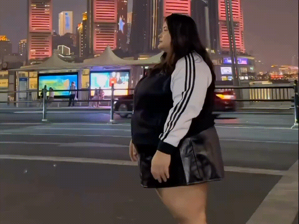 https://na.cx/i/TPF7yvz.gif