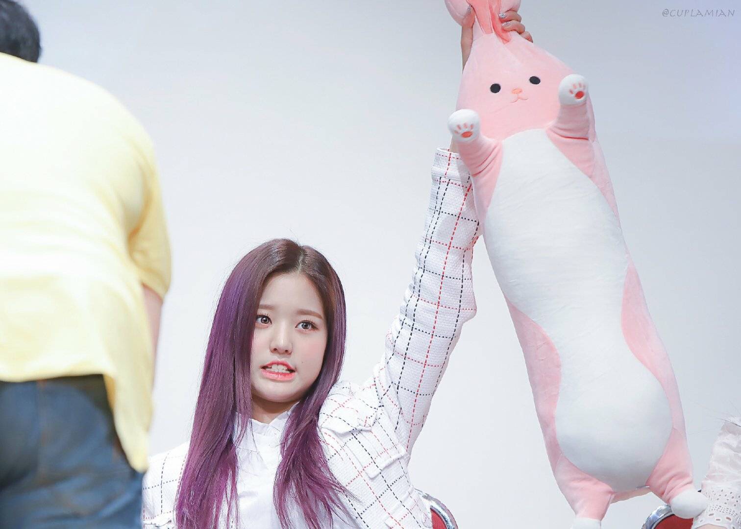 12月 IZ*ONE 卡通區 ∪￣ᴥ￣∪ | LIHKG 討論區