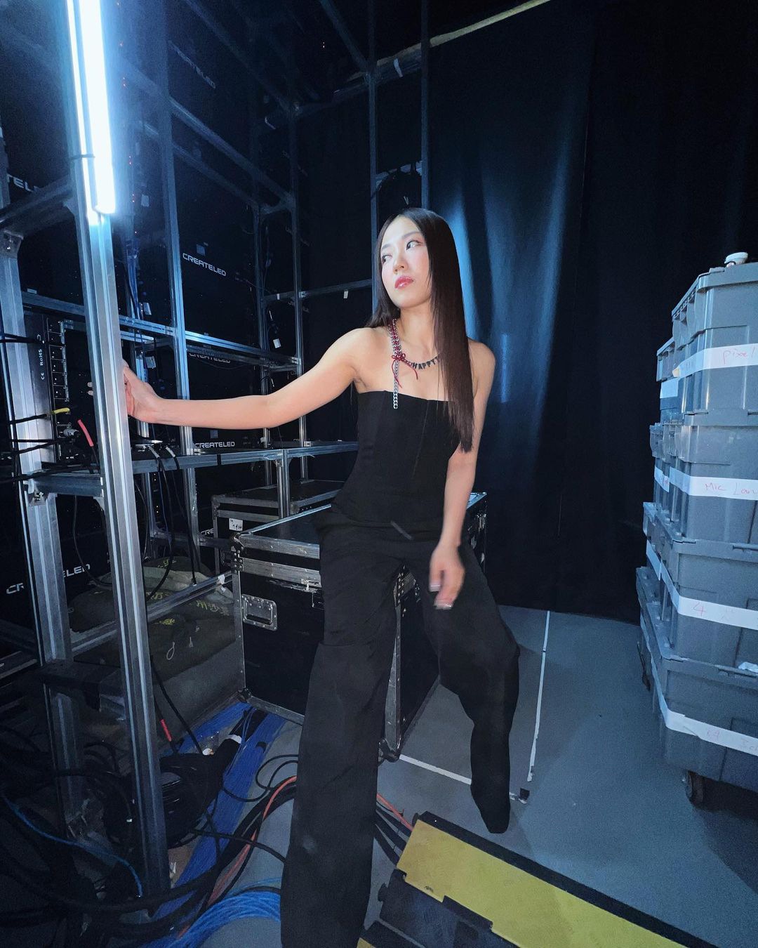 8人女子組合 COLLAR討論區 (684) COLLAR Chill Club頒獎禮請合體 團體活動呢去左邊！ LIHKG 討論區