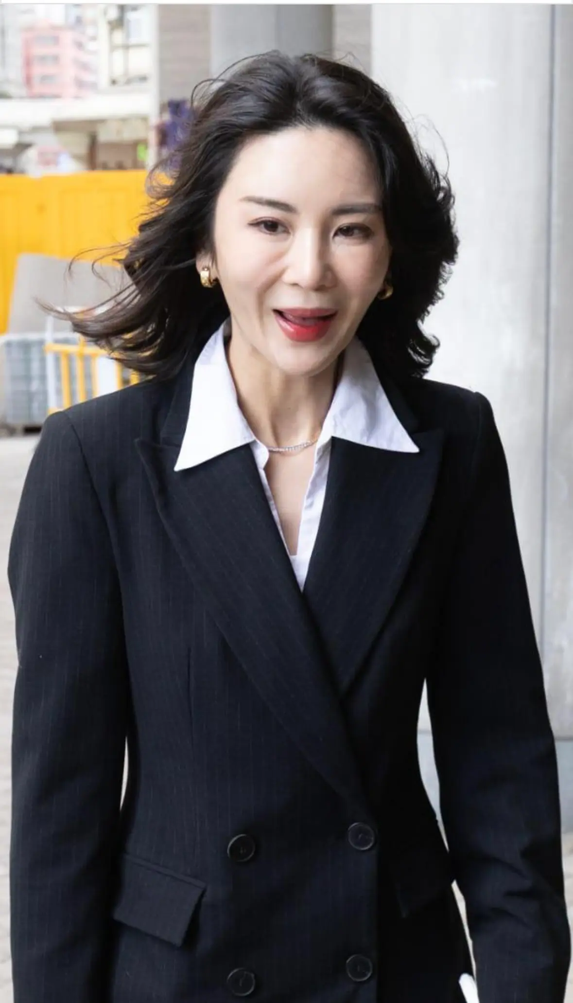 JPEX案｜林作北角警署通宵扣查今早押送東區法院提堂| LIHKG 討論區