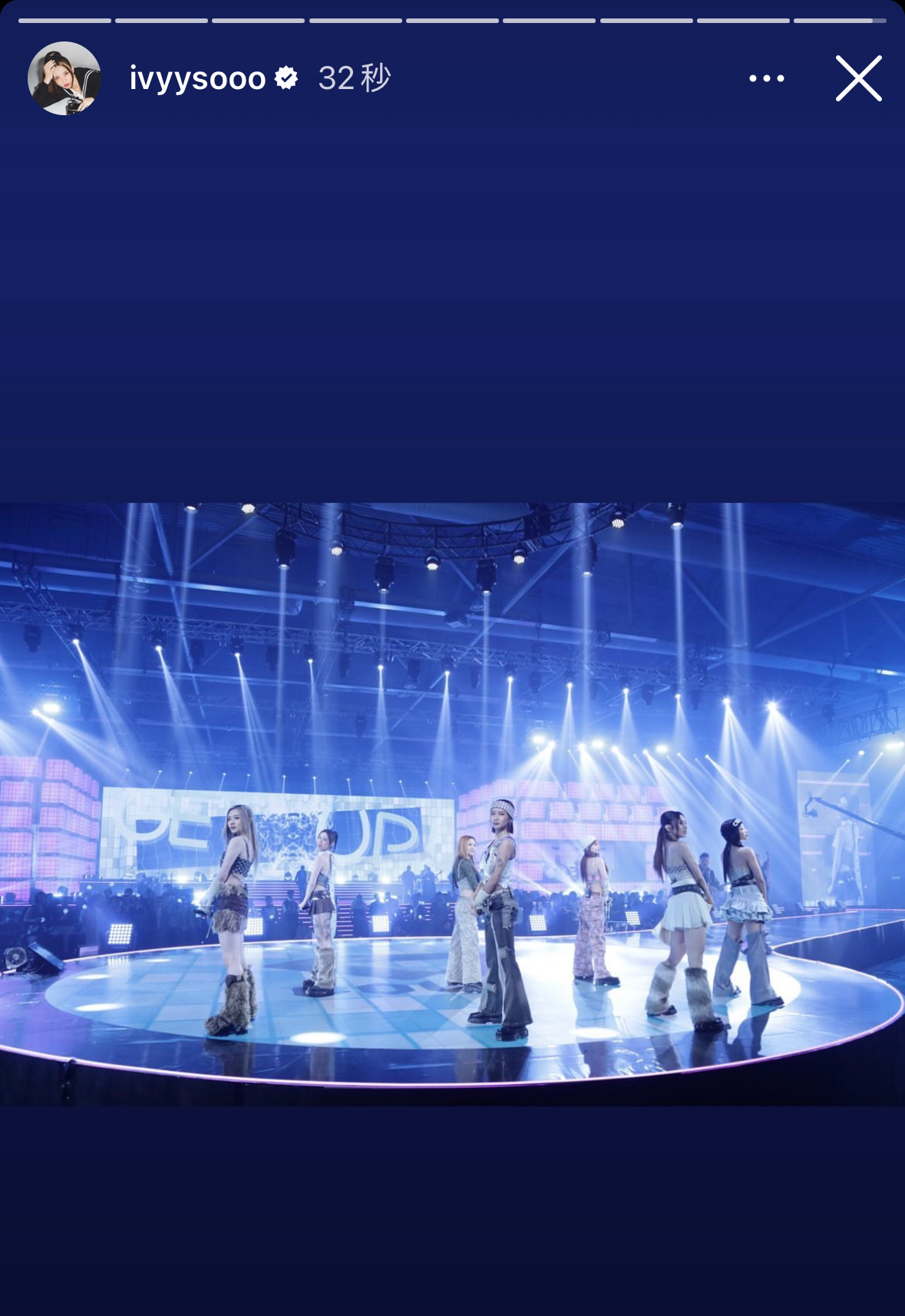 8人女子組合 COLLAR討論區 (699) 恭喜COLLAR Chill Club奪兩獎！團歌在哪裡？ LIHKG 討論區