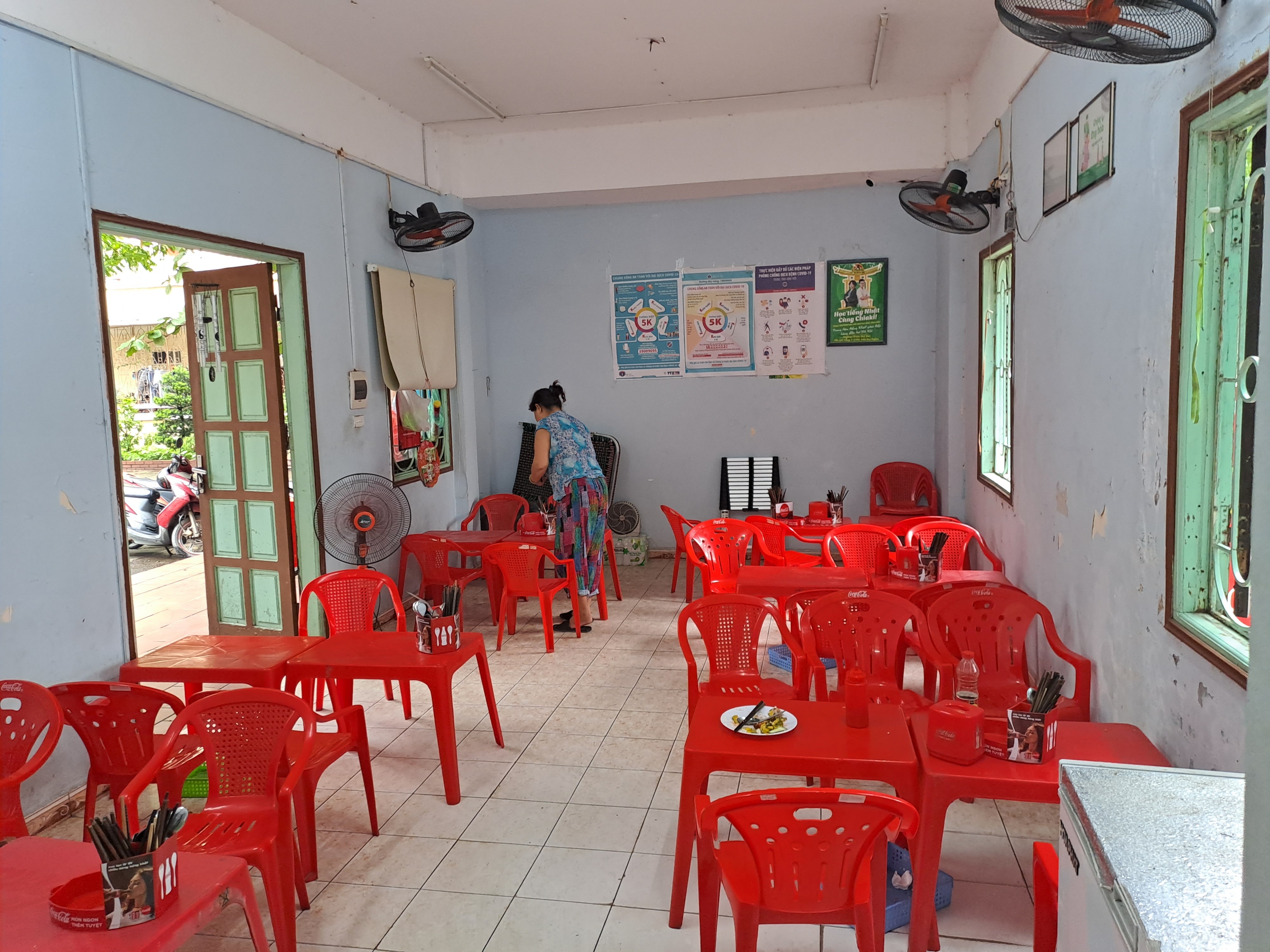 90後廢青一句越南話都唔識,去左河內留學| LIHKG 討論區