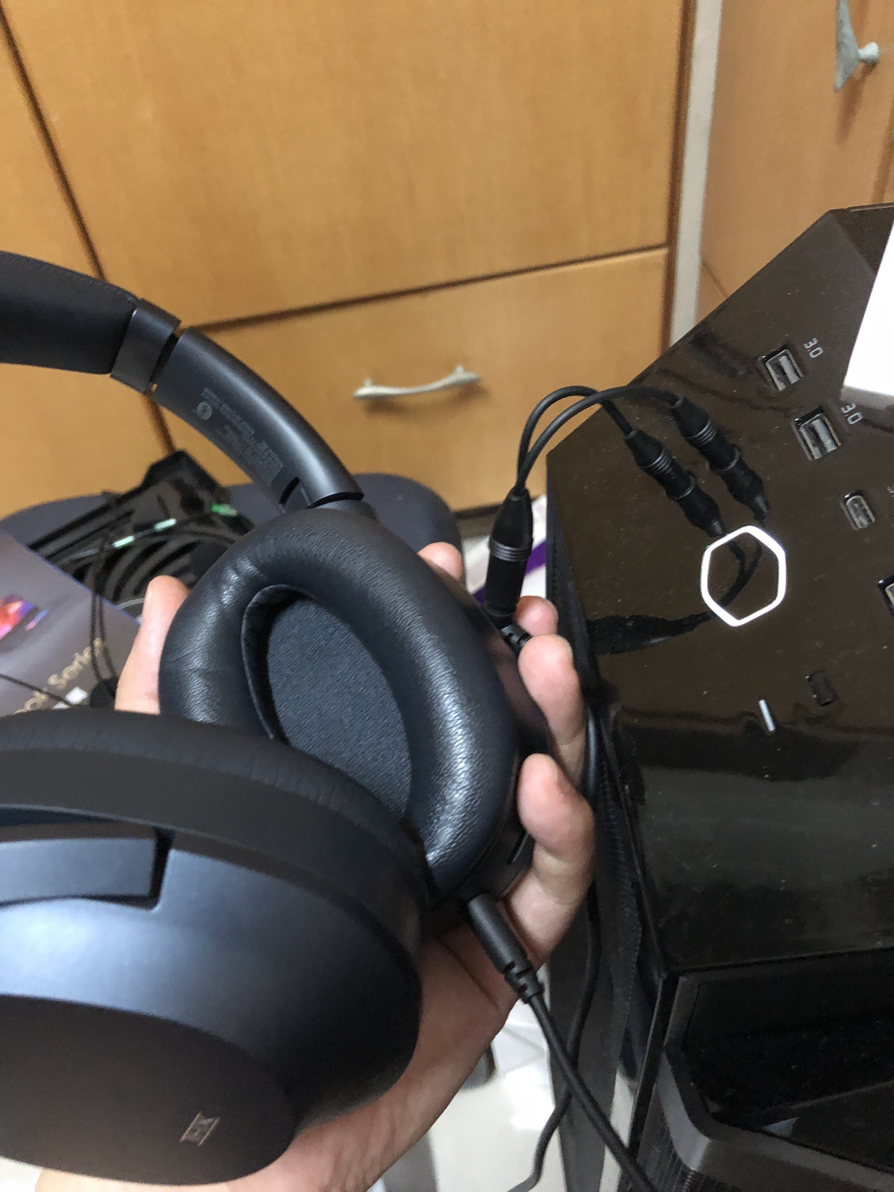 耳機撚]召集大耳牛、枱式耳機系統用家(14) | LIHKG 討論區